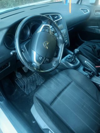 Citroen C4 2011