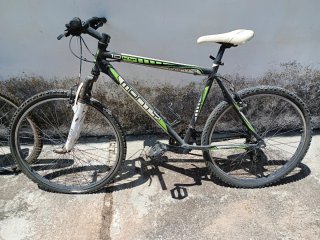 Lote  6 bicicletas para restaurar