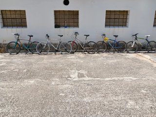 Lote  6 bicicletas para restaurar