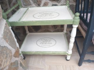 Camarera Vintage Verde y Blanca 62x42x65