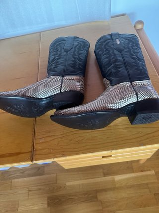 Botas de piel de cobra negras talla 43