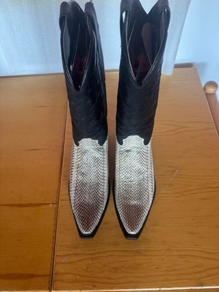 Botas de piel de cobra negras talla 43