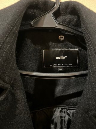 Abrigo negro Cello