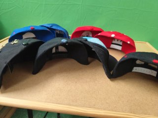 Lote 8  Gorras Planas Variadas