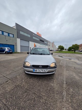 Opel Corsa 2000