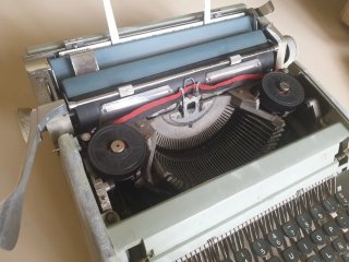 Olivetti Studio de Luxe Máquina Escribir 1968