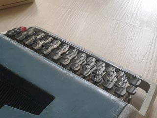 Olivetti Studio de Luxe Máquina Escribir 1968