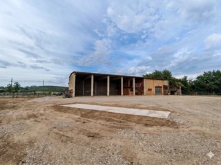 Nave 456m2 + Campo 4000m2 | Vallada | Trifásica |