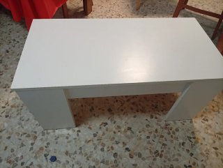 Mesa elevable blanca
