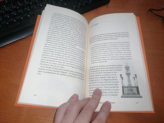 Libro: LA HISTORIA DE SEVILLA EN 80 OBJETOS