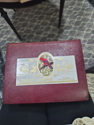 Vitolas Alvaro Colección Loros papagayos Año 2004