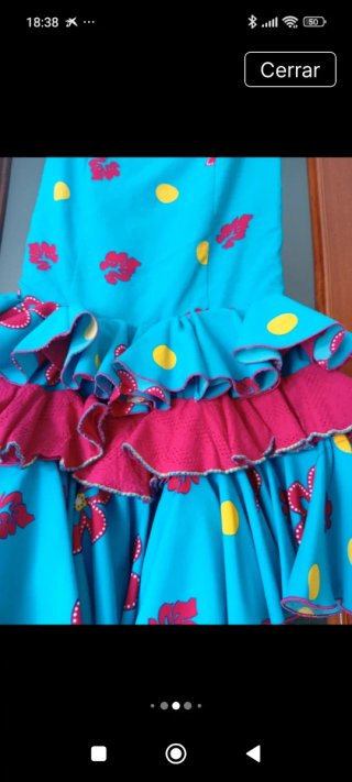 Traje de flamenca azul y rosa