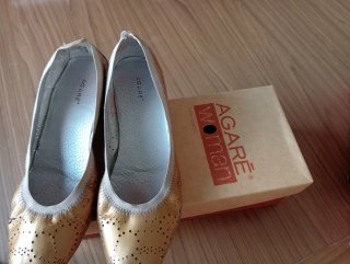 Zapatos beig AGARÉ mujer