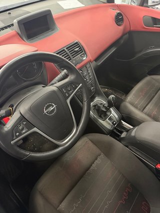 Opel Meriva 2012