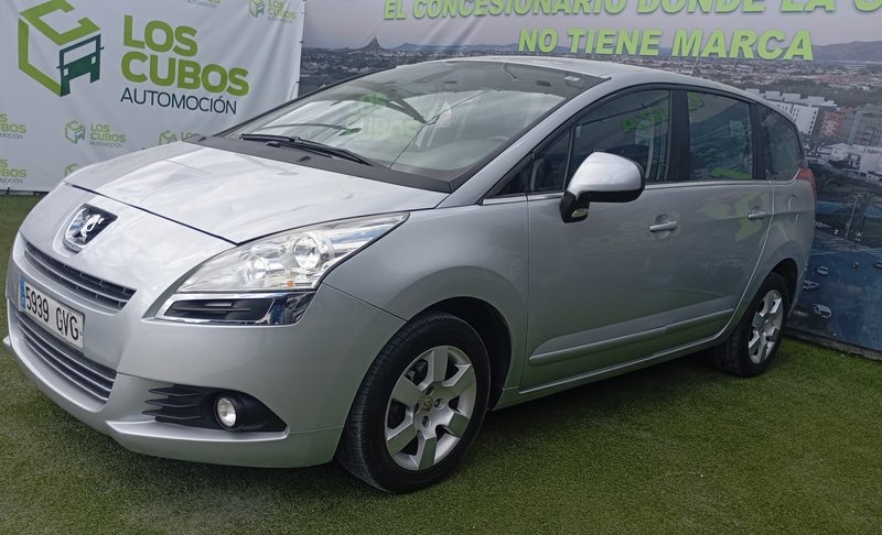 Peugeot 5008 1.6 HDI Premium CMP 2010, foto 2