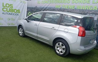 Peugeot 5008 Premium 1.6 HDI 110 FAP CMP