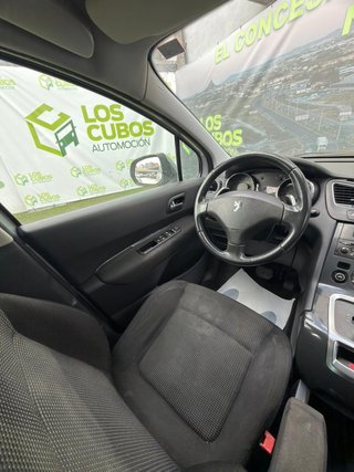 Peugeot 5008 Premium 1.6 HDI 110 FAP CMP