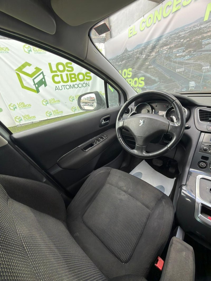 Peugeot 5008 1.6 HDI Premium CMP 2010, foto 9
