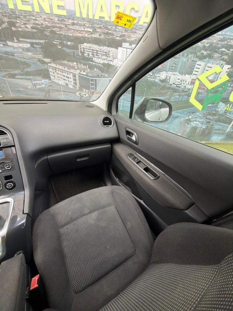 Peugeot 5008 1.6 HDI Premium CMP 2010, foto 13