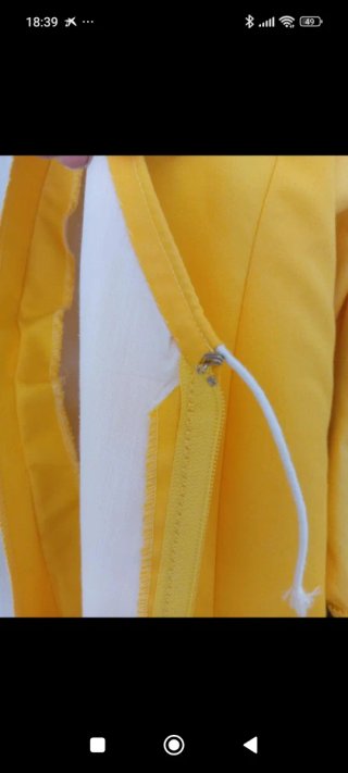 Traje de flamenca amarillo y verde