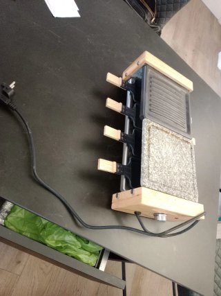 Plancha Raclette Cecotec 4 personas