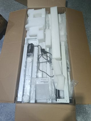 Escritorio elevable L OffiGo 150x120cm LED