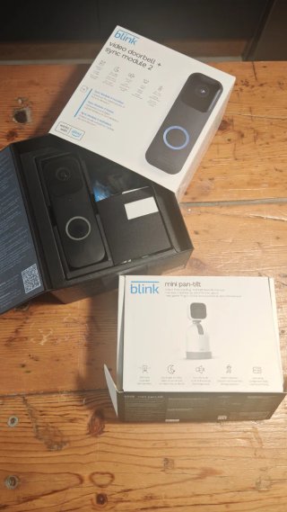 Blink Doorbell + Sync Module 2 + Mini Pan-Tilt