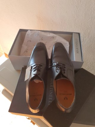 Zapato de piel Martinelli negro