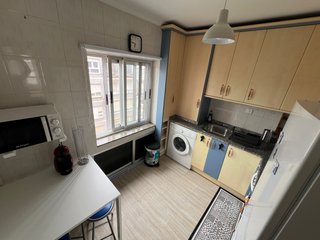Se alquila habitación