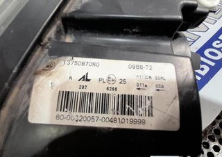 1375097080 faro derecho peugeot boxer 2.2 106086