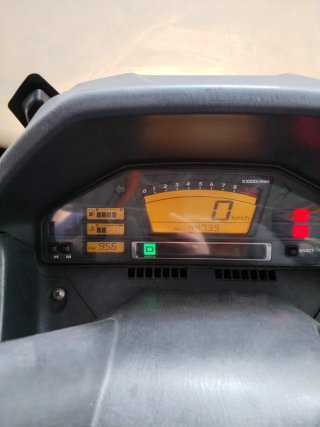 Suzuki Burgman 650 Plata