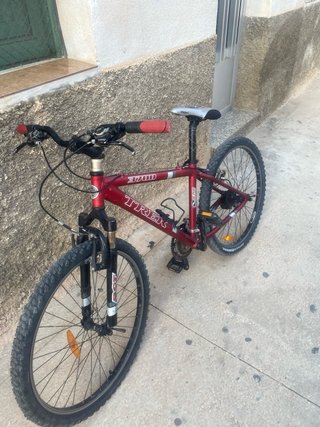 Bicicleta Trek 3700 Roja