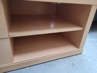 MUEBLE DE TV DE MADERA