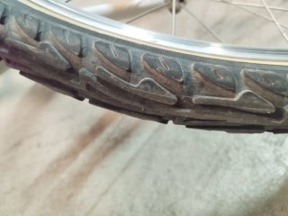 Bicicleta niña rosa con cesta
