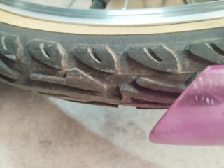 Bicicleta niña rosa con cesta