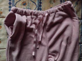 Pijama polar La Vecina Rubia Talla S o M a estrena