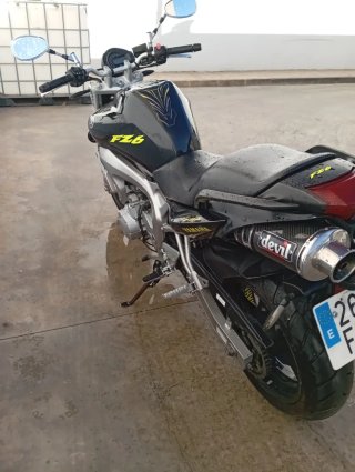 Yamaha FZ6-N Negra - Cambio por Trail