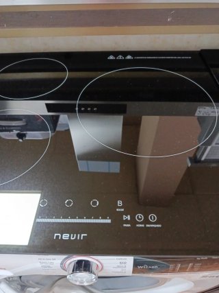 Placa de inducción Nevir 4 fuegos