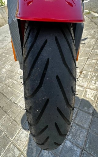 VOGE 300R Negra-Roja