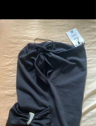 Top Bershka negro drapeado