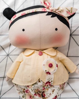 Muñeca Tilda Artesanal Flores
