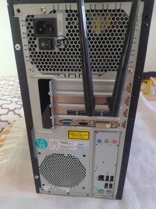 Ordenador Medion i5 wifi BT LEER