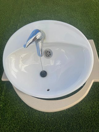 Lavabo + Grifo