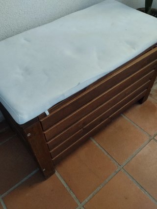 Baúl de terraza Ikea madera