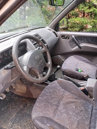 Nissan Terrano II 1998