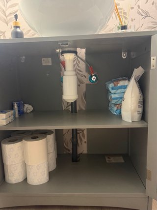 Mueble de baño con lavabo de cerámica