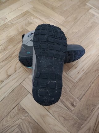 Botas de montaña talla 37