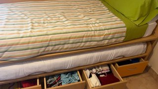 Cama nido juvenil+mesa estudio plegable+comodín