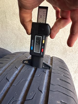 Neumático Continental 195/55 R16