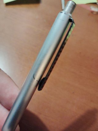 Bolígrafo Montblanc 492 Caressa. Usado